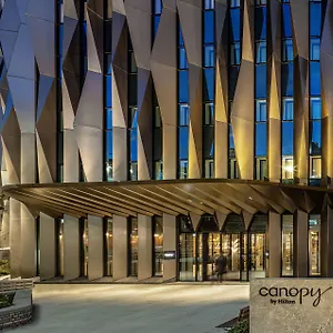 Canopy By Hilton لندن